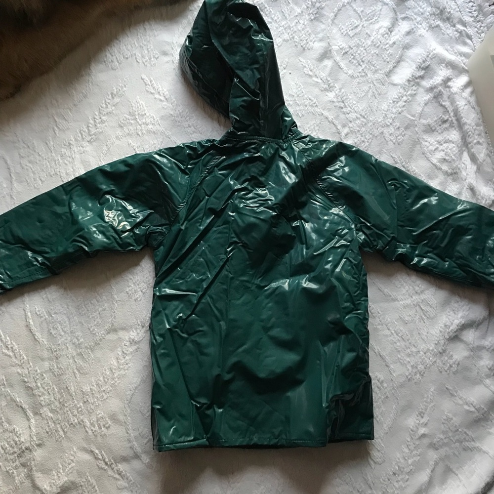 Green rain jacket - Picture 2 of 4
